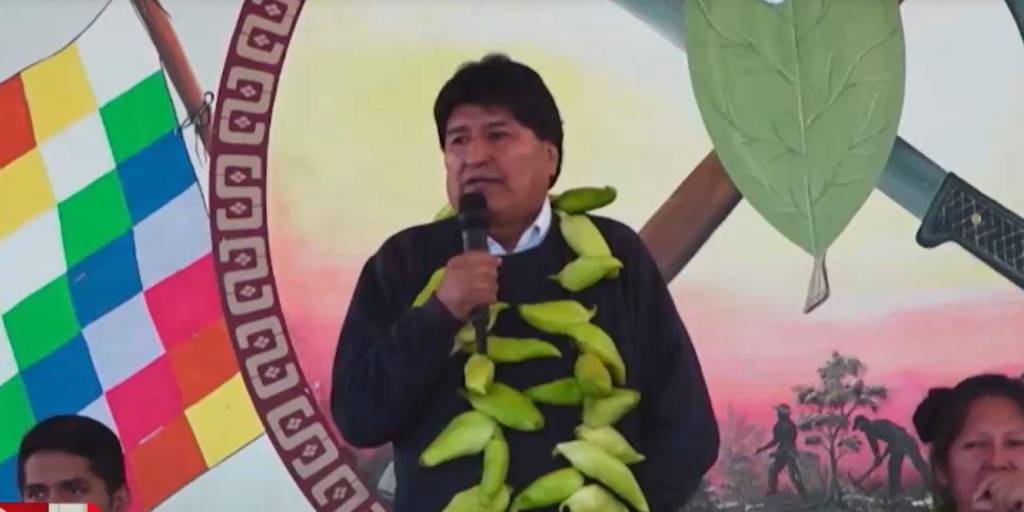 Evo Morales durnate un discurso.