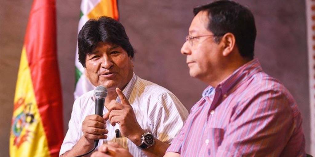El expresidente Evo Morales junto al presidente del Estado, Luis Arce