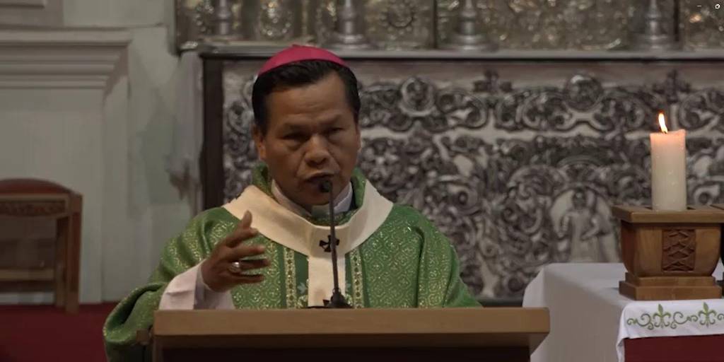 Hay gente que ve a la Iglesia como oposición y quiere que se hunda, según el monseñor Leigue