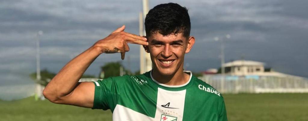 El delantero, de 24 años, lucha por su vida. Sufrió un accidente y se encuentra en terapia intensiva.