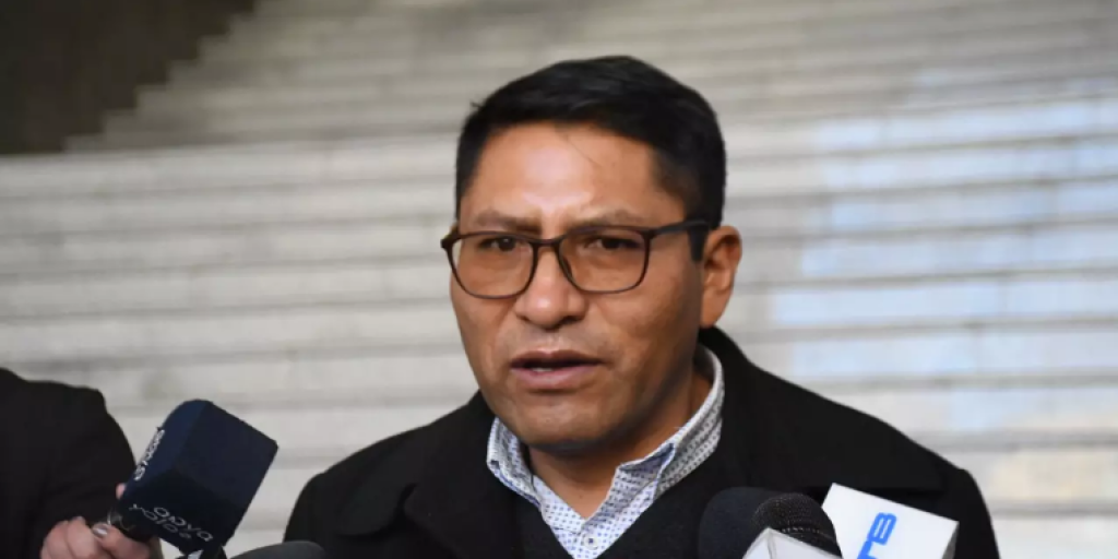 Juanito Angulo, presentó su carta de renuncia a diputado nacional del MAS