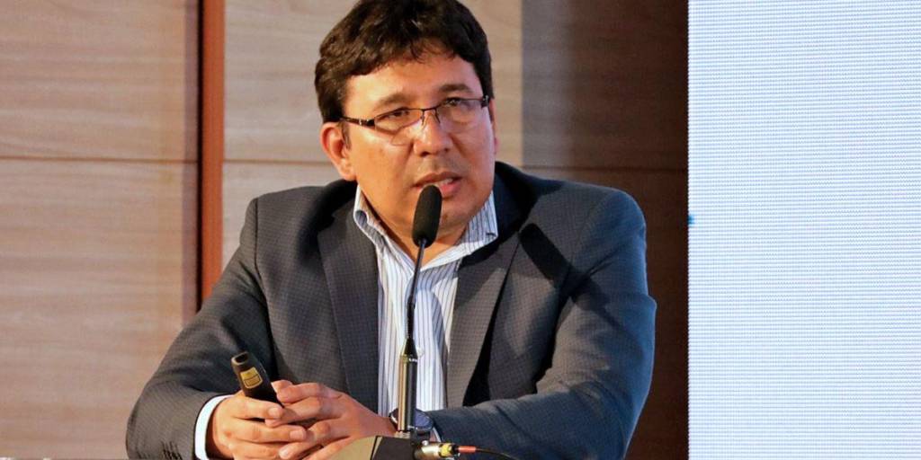 Franklin Molina es el el ministro de Hidrocarburos de Bolivia