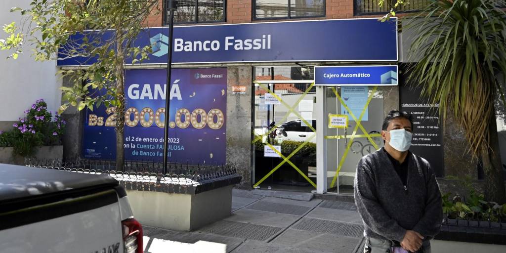 El Banco Fassil fue intervenido en abril