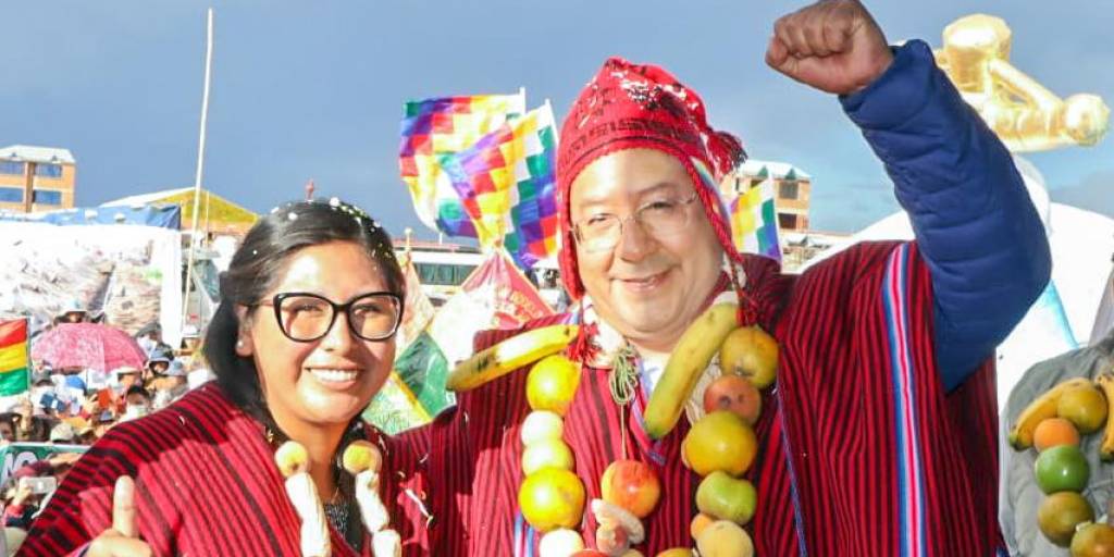 Copa y Arce en al acto público de la ciudad de El Alto de este jueves.