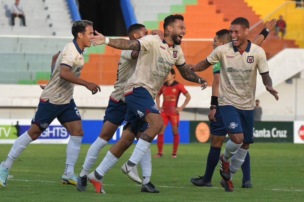 Wilster con su camiseta alterna