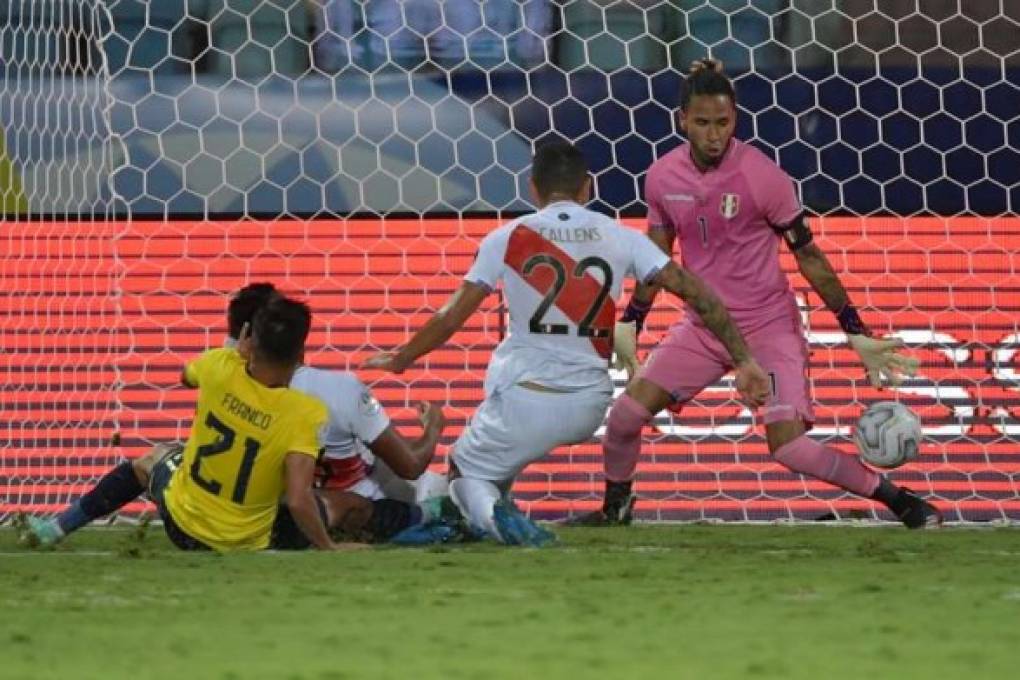 Ecuador y Perú empatan por el grupo B y mantienen sus chances de clasificar