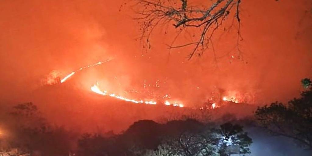 Los incendios en Teoponte.