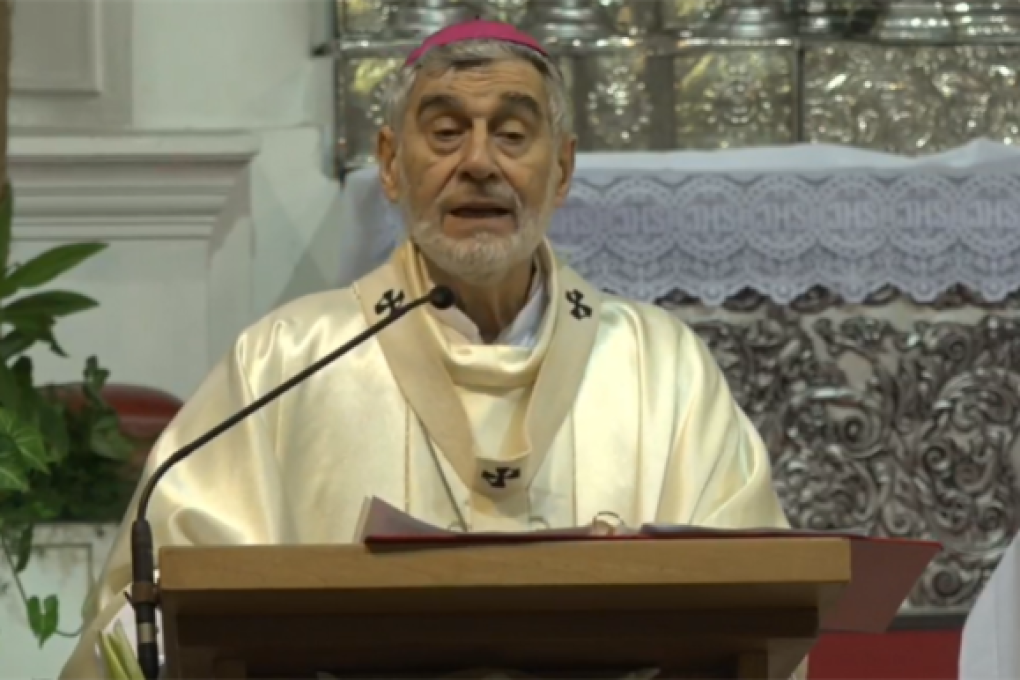 Gualberti expresa preocupaciones de la Iglesia en la homilía dominical