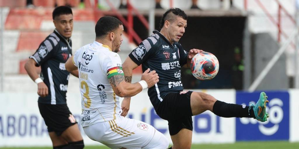 Minuto a minuto: Real Santa Cruz recibe a Independiente (0-0)