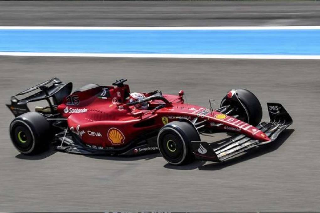 Leclerc logra la 'pole' del GP de Francia por delante de los Red Bull