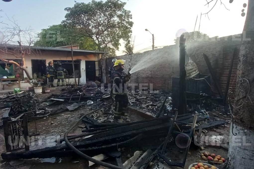 Incendio en una vivienda de la avenida Piraí, en Santa Cruz 