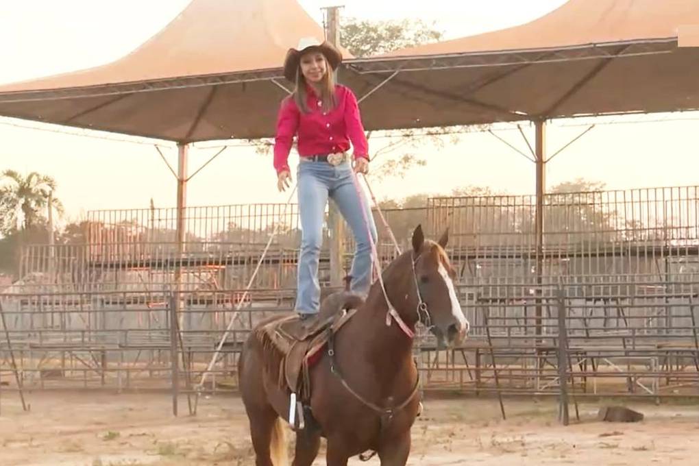 Rodeo Internacional en la Feria Agropecuaria de San Ignacio de Velasco 