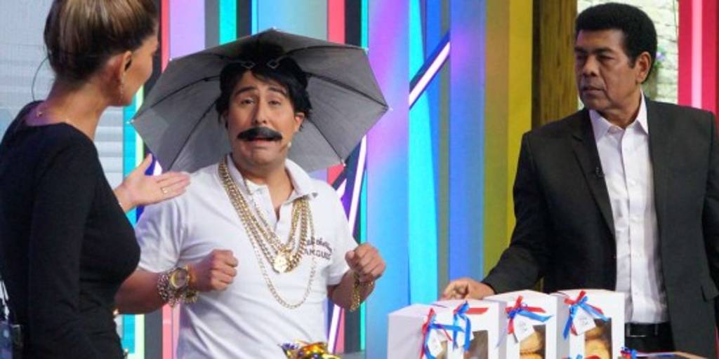 Don Angulo mostró que le va bastante bien con su negocio de salteñas