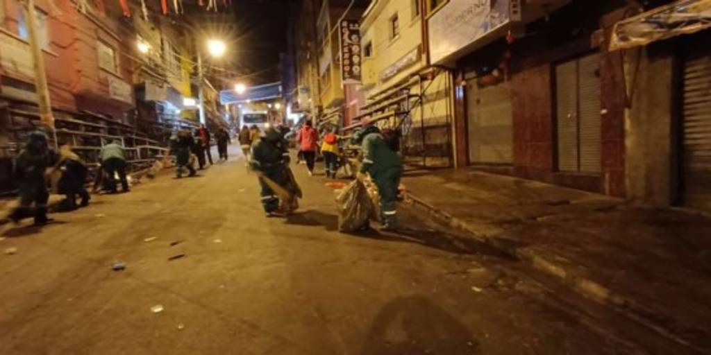 El Gran Poder dejó 59 toneladas de basura en las calles de La Paz