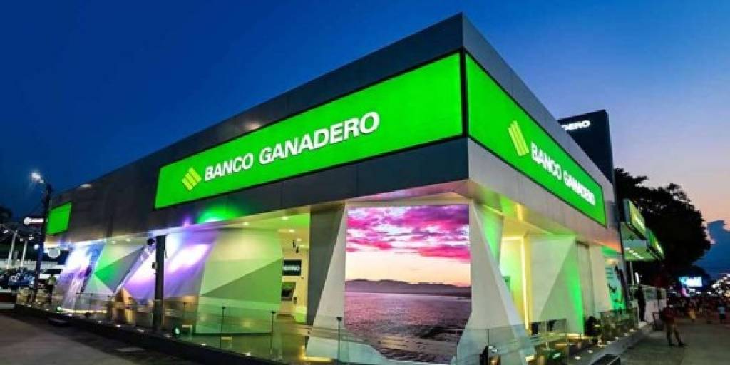 Banco Ganadero fue galardonado por tener el mejor stand