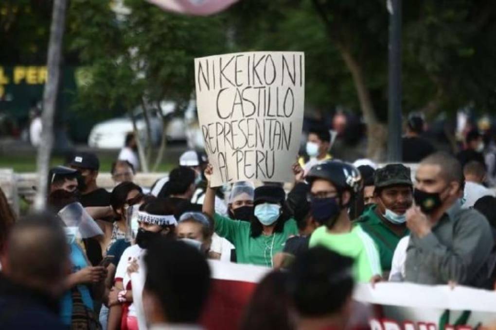Protestan contra elección de Fujimori y Castillo para el balotaje