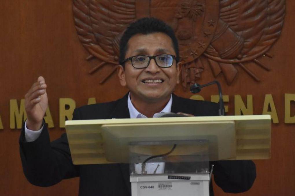 El MAS elige a Pedro Callisaya como nuevo Defensor del Pueblo en polémica sesión de la Asamblea Legislativa