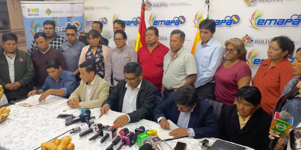 Autoridades y panificadores suscriben un acuerdo en La Paz