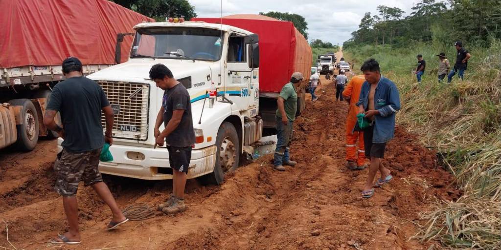 Informe especial: San Matías, más lejos de la capital cruceña por el mal estado de su carretera