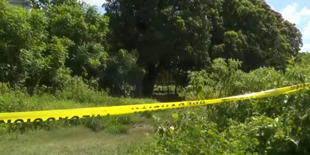 El cuerpo de la mujer se halló cerca de los rieles del tren en Cotoca.