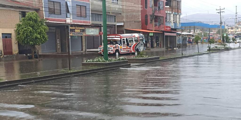 Calles inundadas en Cochabamba