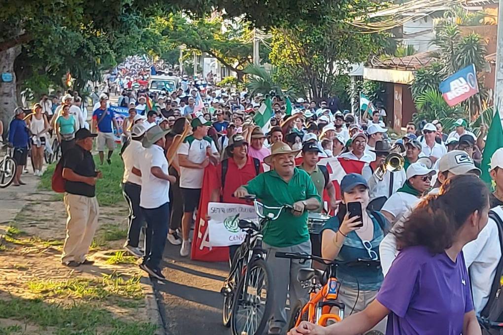 Marcha de marchas exige certidumbre para la realización del Censo en Bolivia