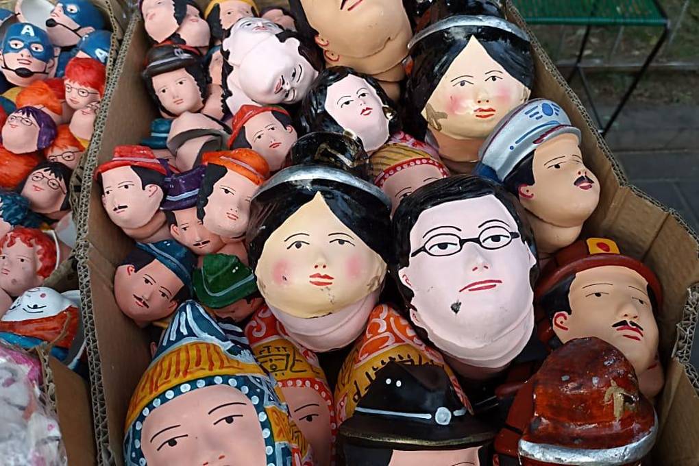 Máscaras para colocar a los panes de tantawawa