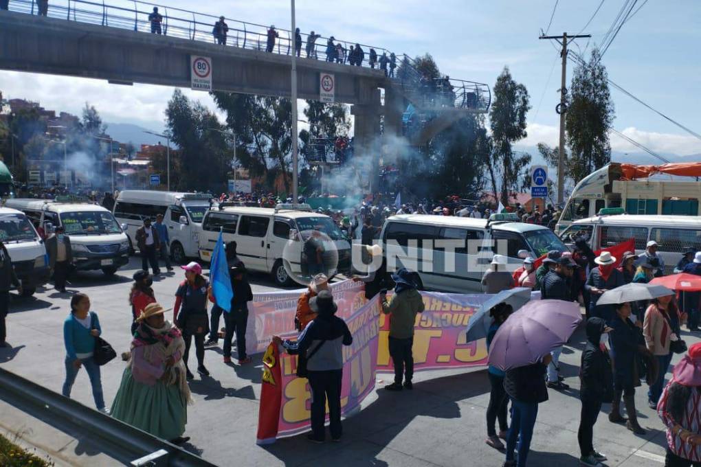 Bloqueo de maestros en la autopista 