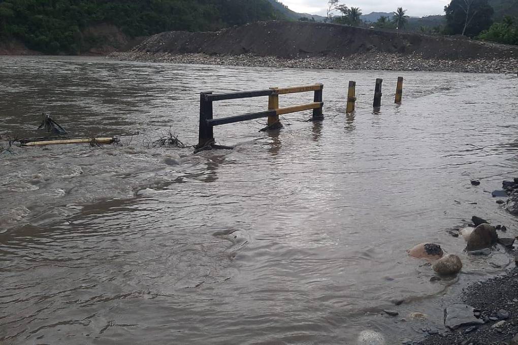 Así está el nivel del agua en el puente Cangallí