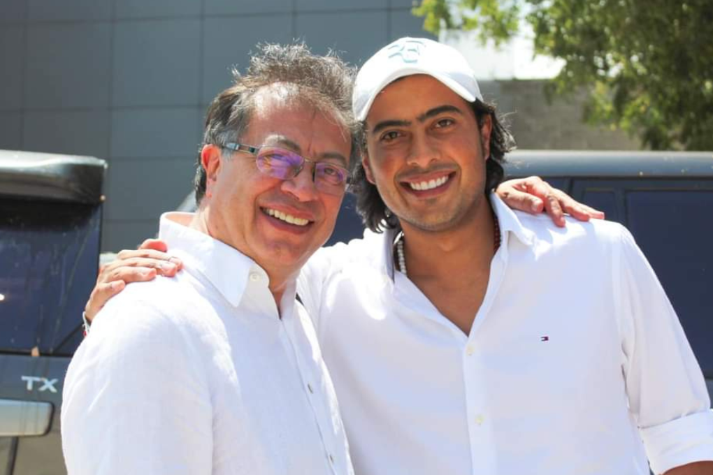 Gustavo Petro y su hijo Nicolás