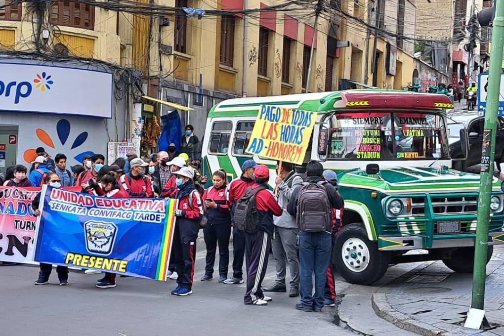 Protesta de maestros en la ciudad de La Paz