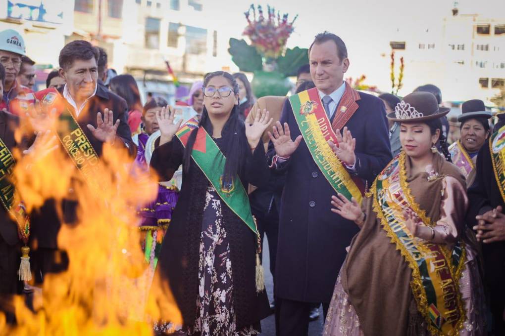 La ofrenda que se presentó antes del inicio de la entrada folklórica.