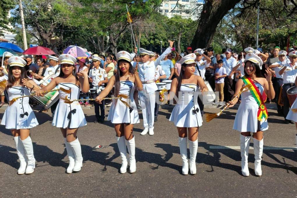 Bandas estudiantes en Santa Cruz 