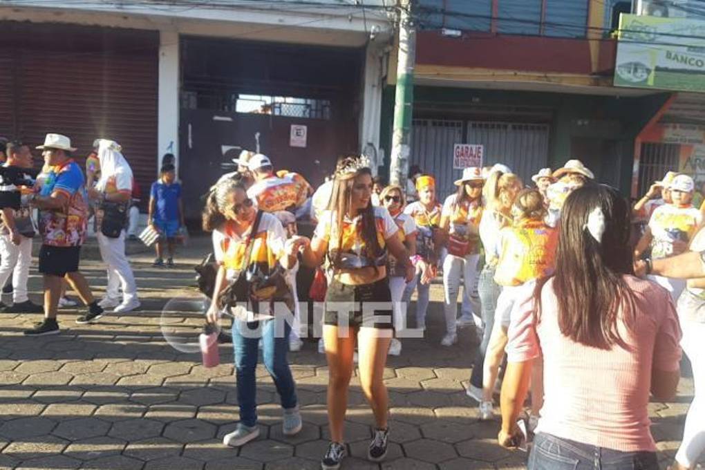 La reina del Carnaval fue el centro de atención