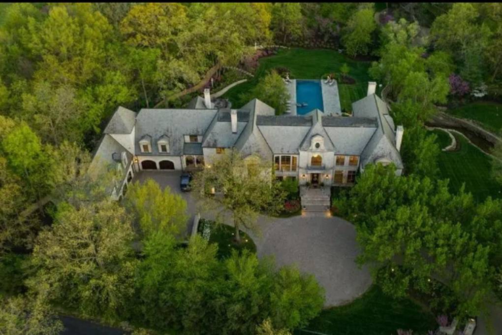 Imágenes de la propiedad que Travis Kelce compró 