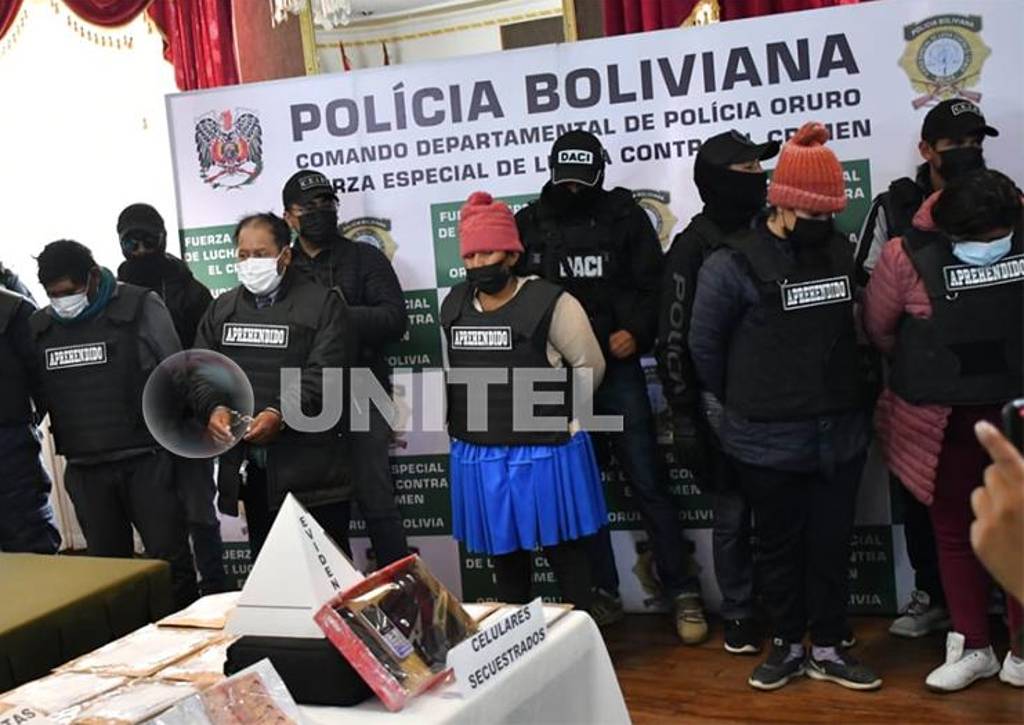 La red fue aprehendida y presentada por las autoridades policiales de Oruro