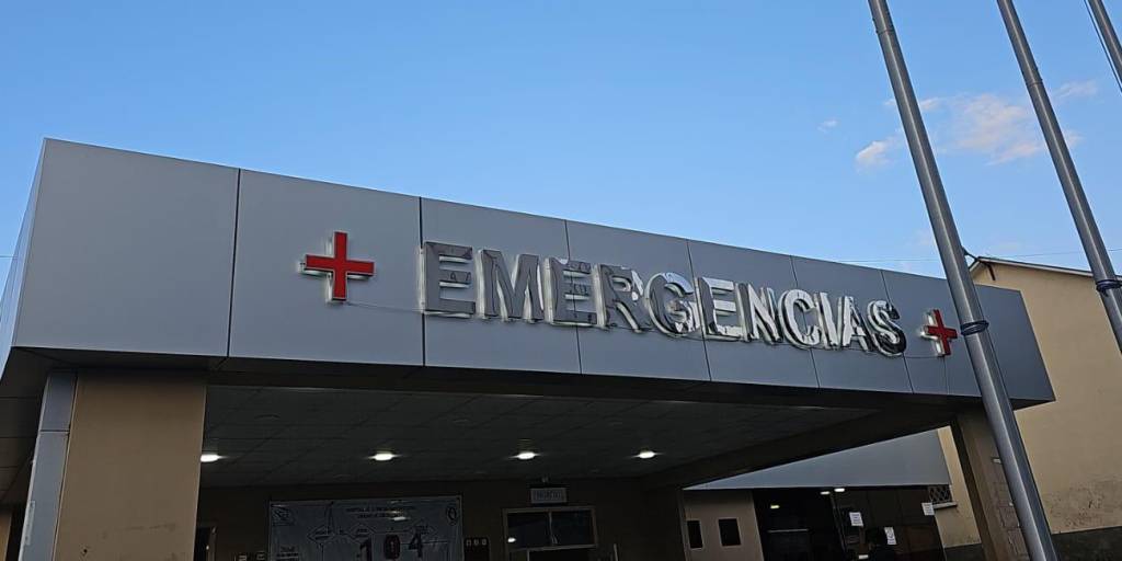 La Unidad de Emergencia del Hospital de Clinicas, donde está internada la mujer.