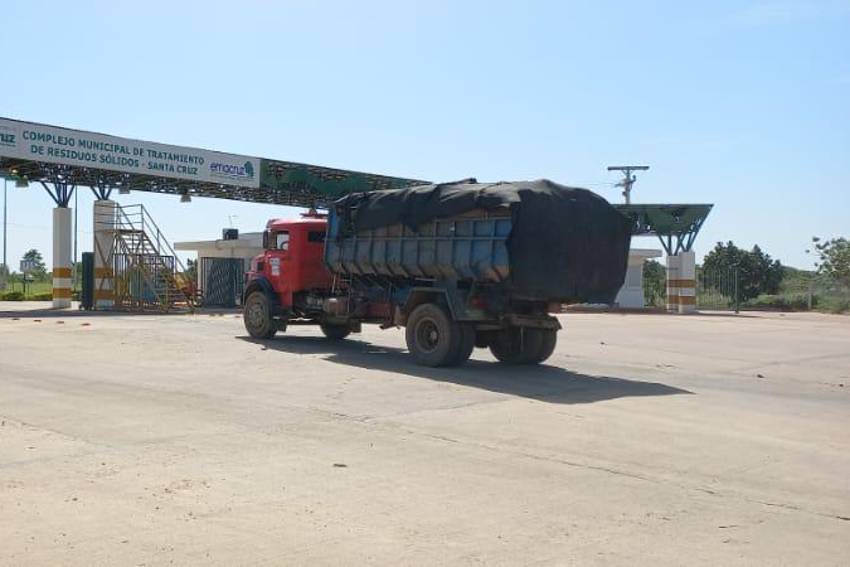 Camiones con basura ingresan al Vertedero y apresurarán recojo de ...