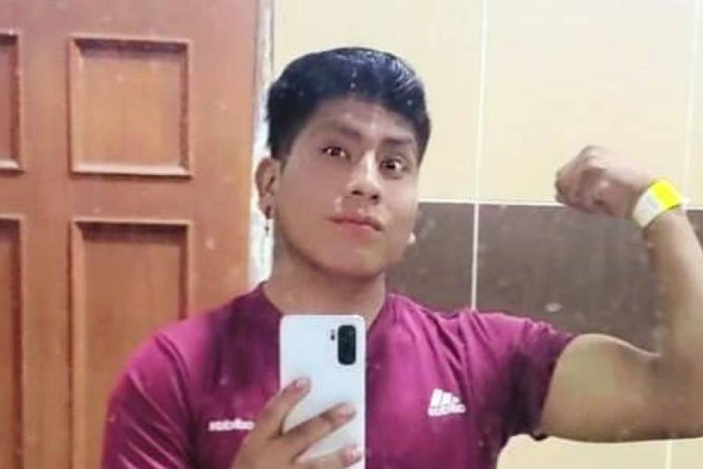 Este sujeto se encuentra prófugo, por el delito feminicidio. Por favor comunicarse con la Policía Boliviana a los siguientes números: 800140348 – 61000514 – 61000523”