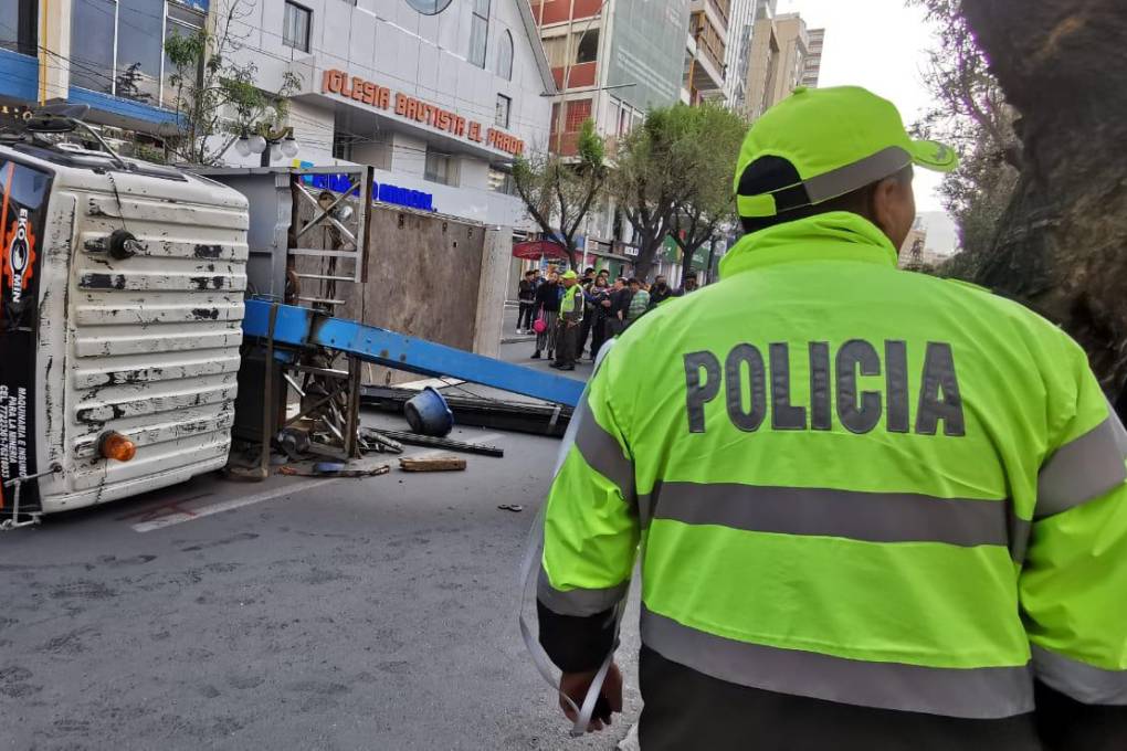 Policía de Tránsito cerró la avenida de El Prado 