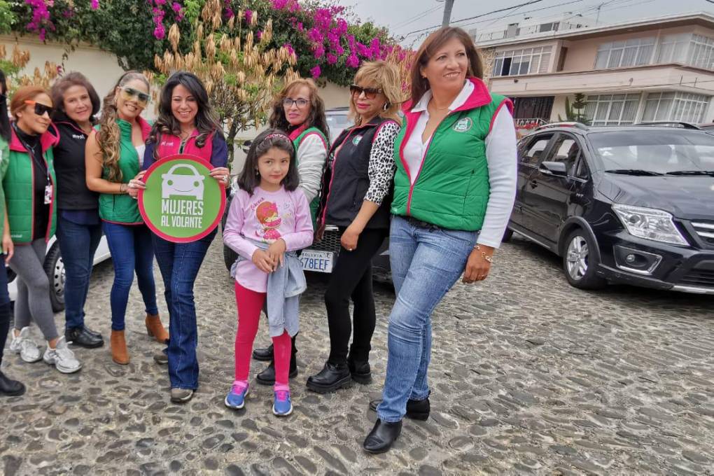 Mujeres Al Volante: La Historia De La Mujer Que Revolucionó El Negocio ...