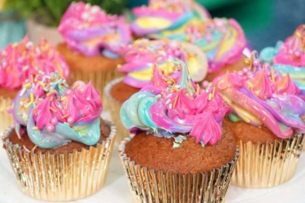 Receta: Aprende a preparar deliciosos Cupcakes Arcoíris