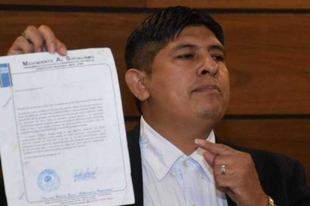 Diputado Cuéllar presenta una carta que vincula a vicepresidente del MAS con un narcotraficante argentino