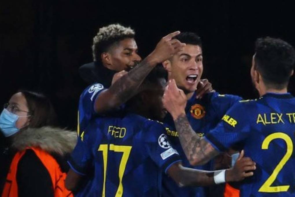 Manchester United gana al Villarreal y se clasifica para octavos de la Champions