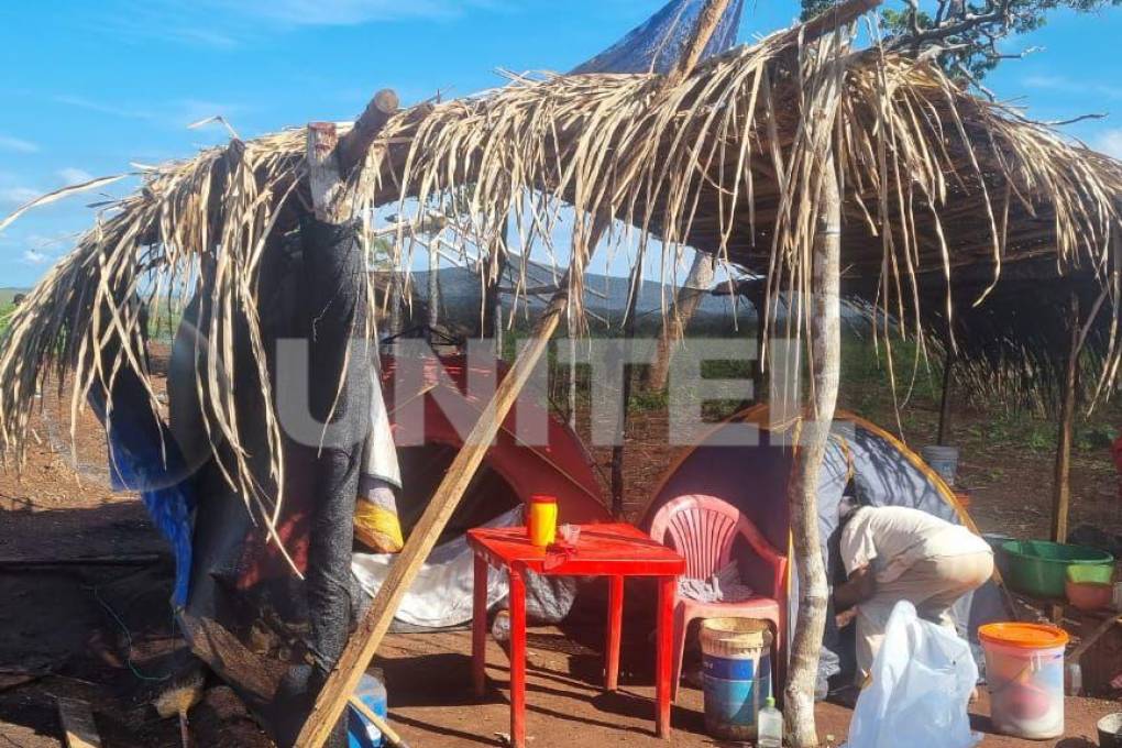 En el lugar se había montado un precario campamento