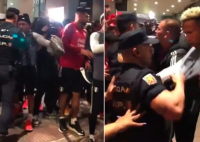 Los jugadores de la selección peruana fueron agredidos por la Policía de Madrid en España.