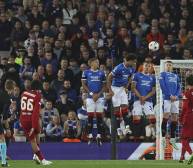 Champions League: Liverpool enfrenta a Rangers (0-0)
