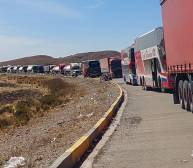 El bloqueo perjudicó a varios camiones y buses