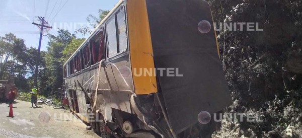 14 heridos y un fallecido tras choque de un bus en la vía Cochabamba ...