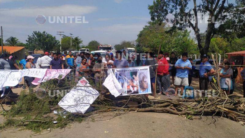 Familiares de la mujer atropellada en Tarumá bloquean vía hacia los valles exigiendo justicia